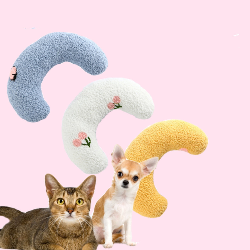 Cozy Neck Pillow for Better Pet Sleep
