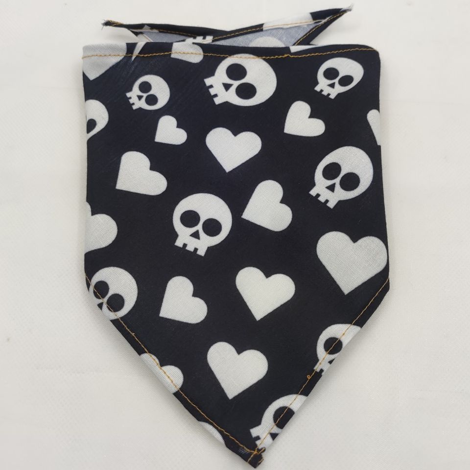 Adorable Pet Bandana for Stylish, Happy Pups & Kittens