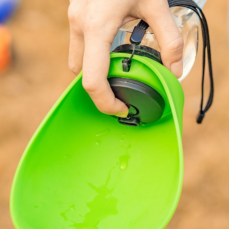 Stay Hydrated! Portable Water Bottle for Dogs & Cats