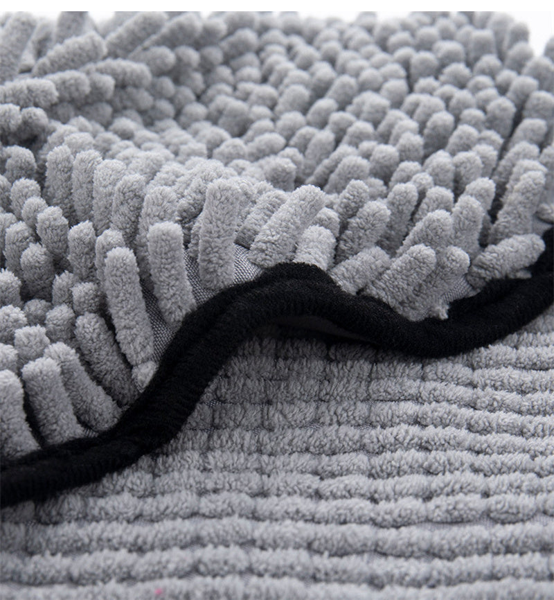 Super Absorbent Pet Towel – Dry Pets Fast!